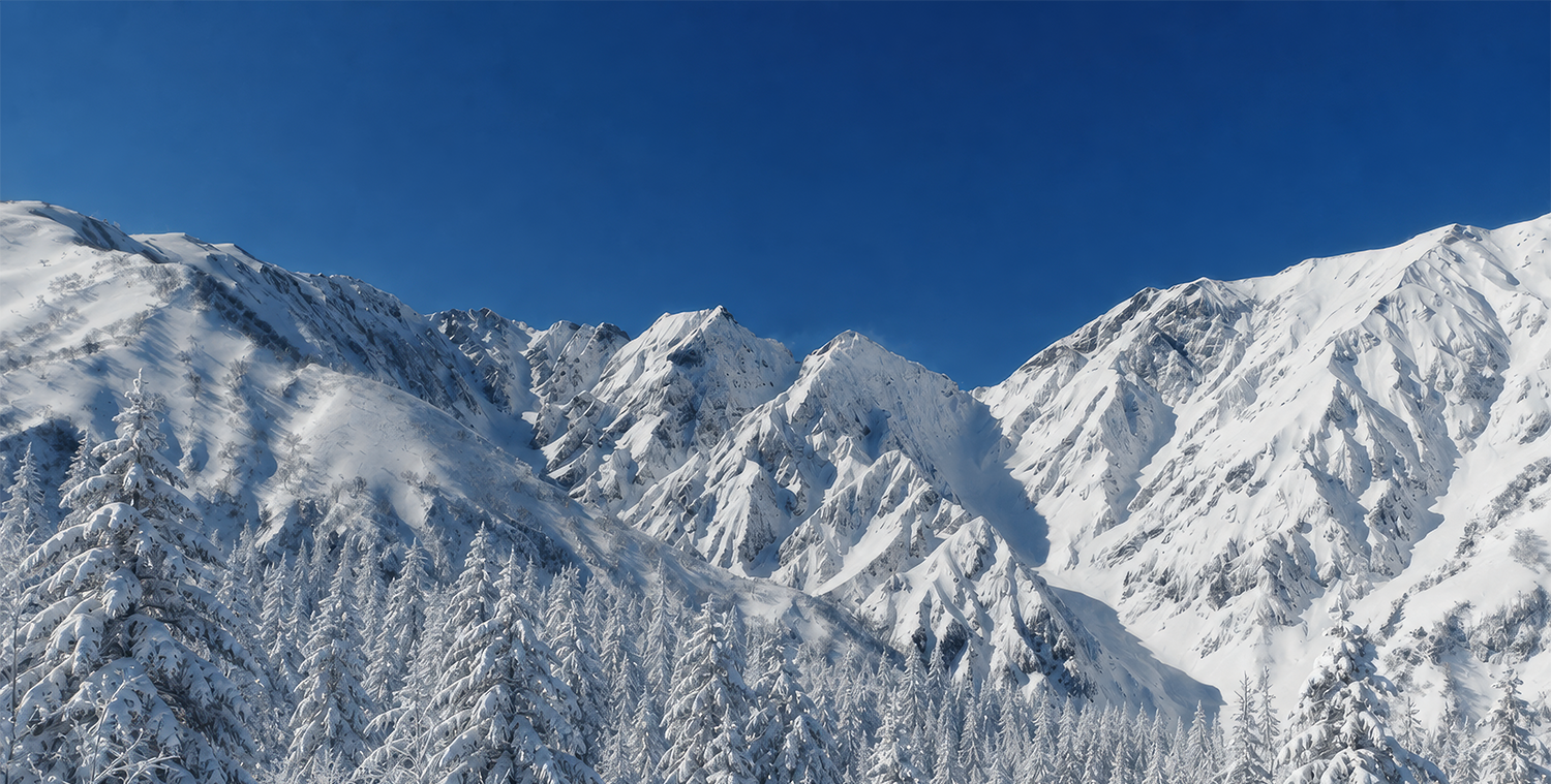 A snow covered mountain in Hakuba Japan